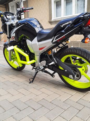 Продам мотоцикл Viper r2
