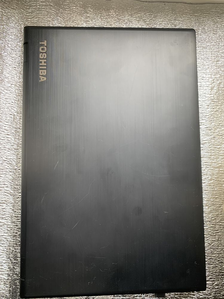 Ноутбук toshiba dynabook b35/y