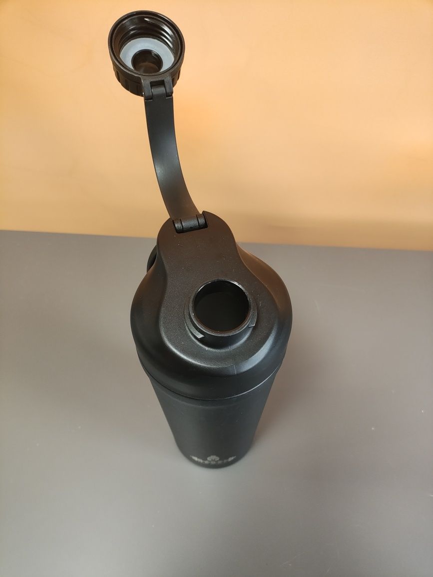 Shaker ze stali nierdzewnej Steel Rebel