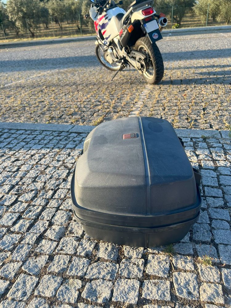 Africa Twin XRV 750 RD07a