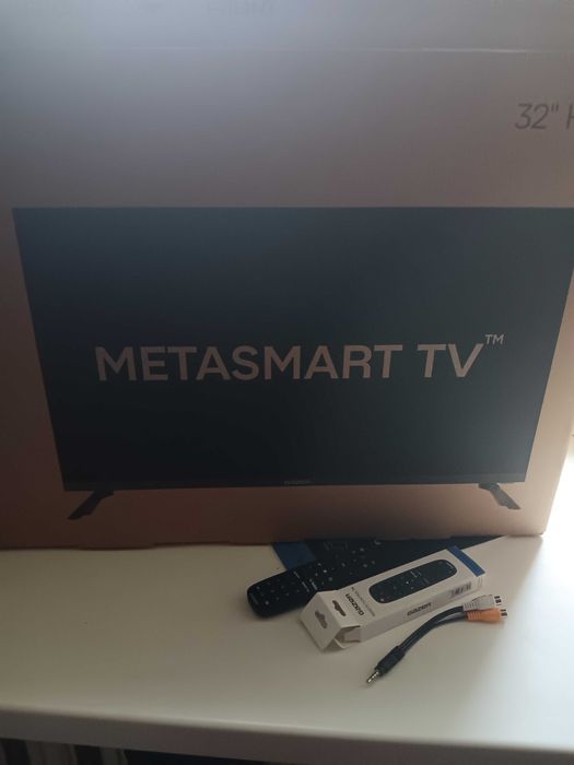 Продам Смарт ТВ 32дюйма новый GAZER