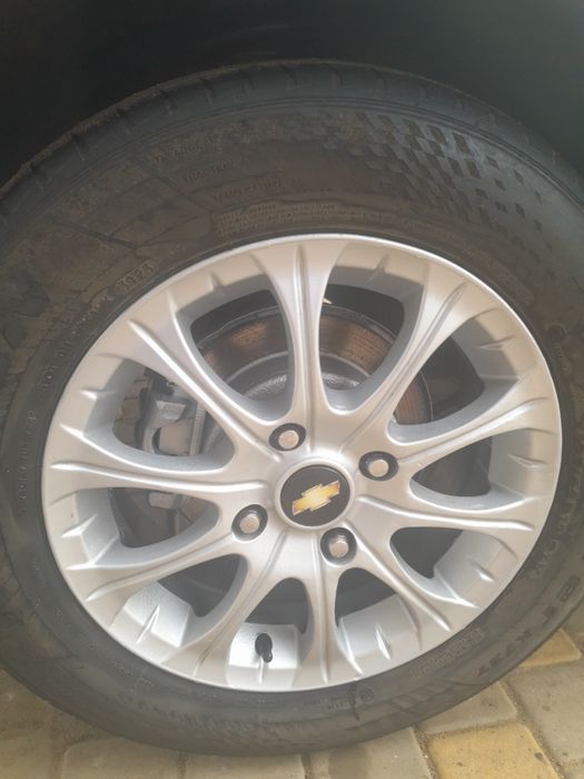 Автомобіль Chevrolet Lacetti