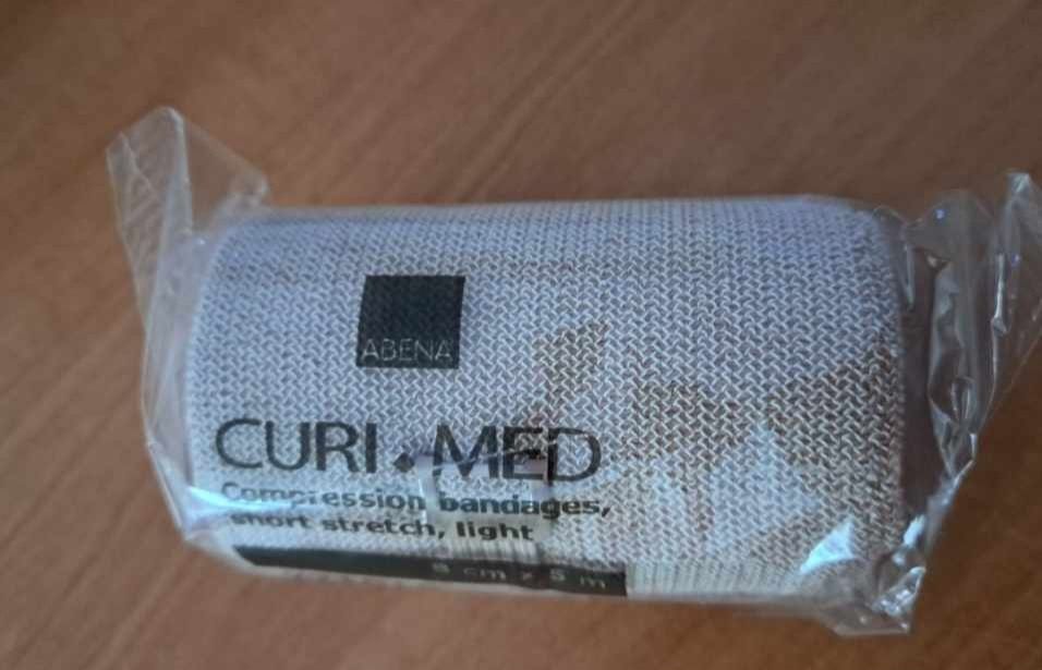 Bandaż elastyczny, opaska uciskowa