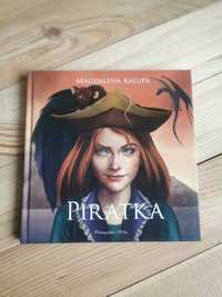 Książka „Piratka" Magdalena Kalupa