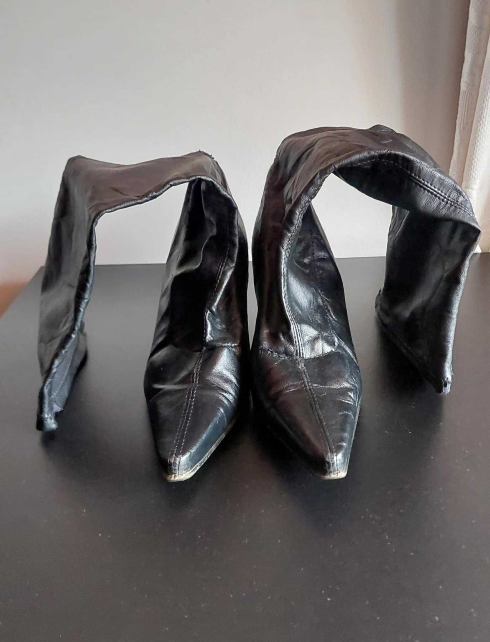 Botas 34 Cano Alto Pretas