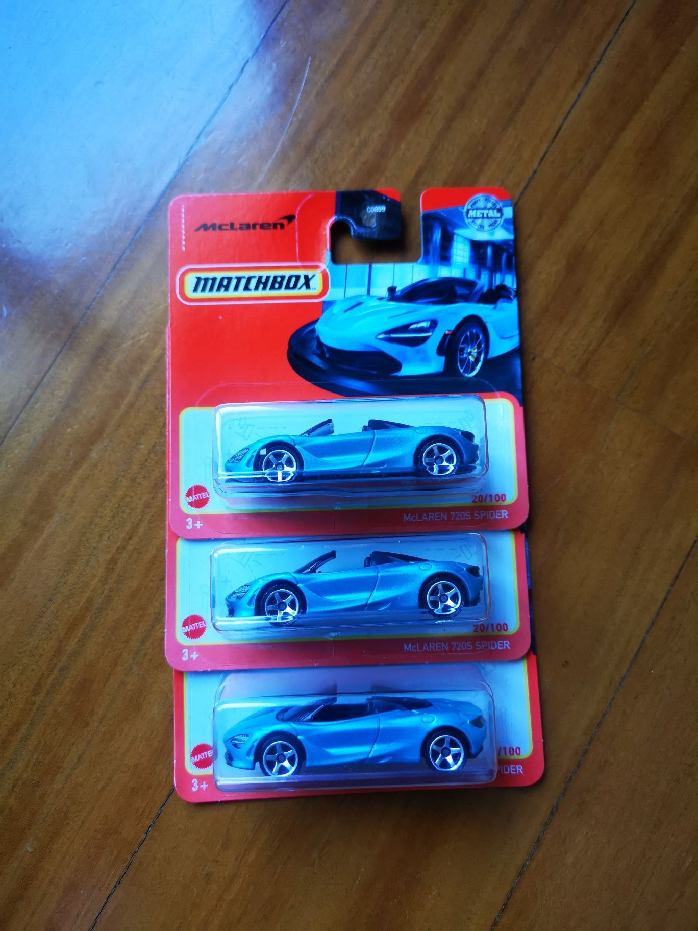 Maclaren hot wheels com portes incluídos