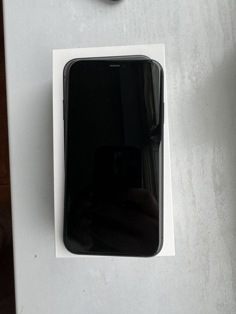 Iphone 11 black 128Gb, neverlock