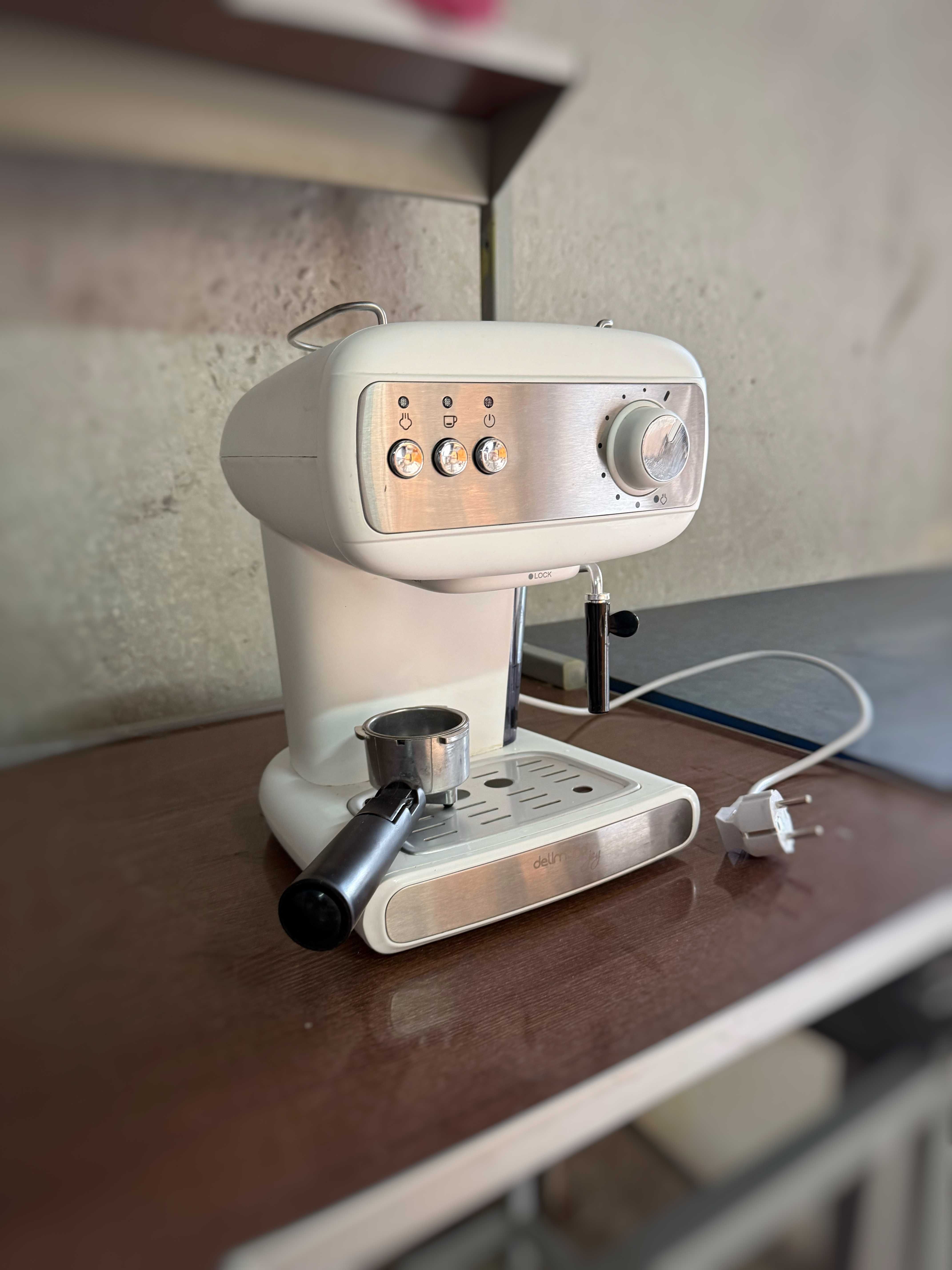 Кавоварка Espresso Joy Delimano