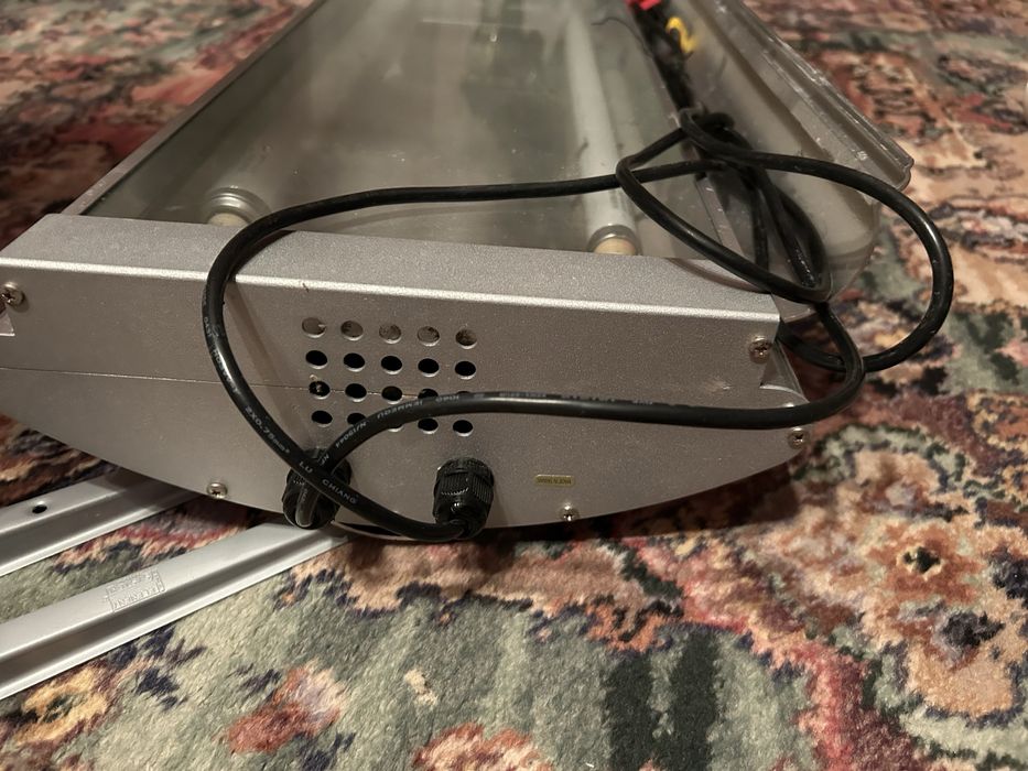 Lampa HQI do akwarium