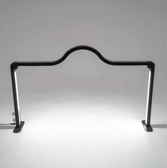 Lampa LED do biurka / stanowiska pracy – designerska, regulowana