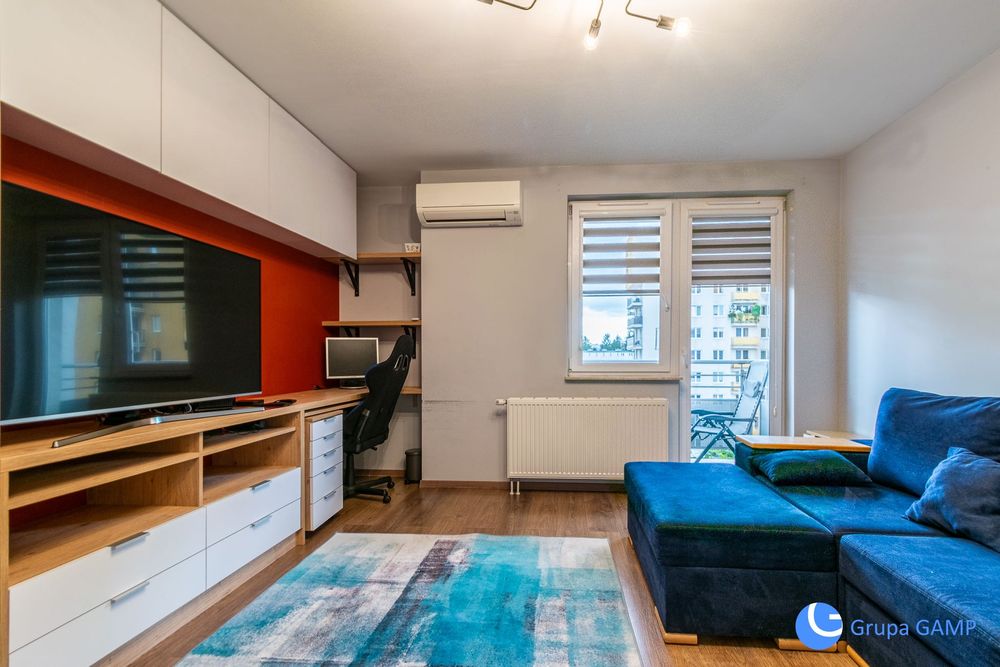 2 pok, 50m2 z miejscem parkingowym, klimatyzacja