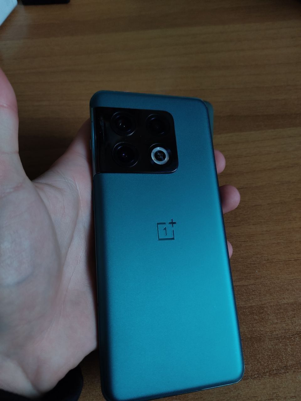 OnePlus 10 pro 256gb в хорошому стані