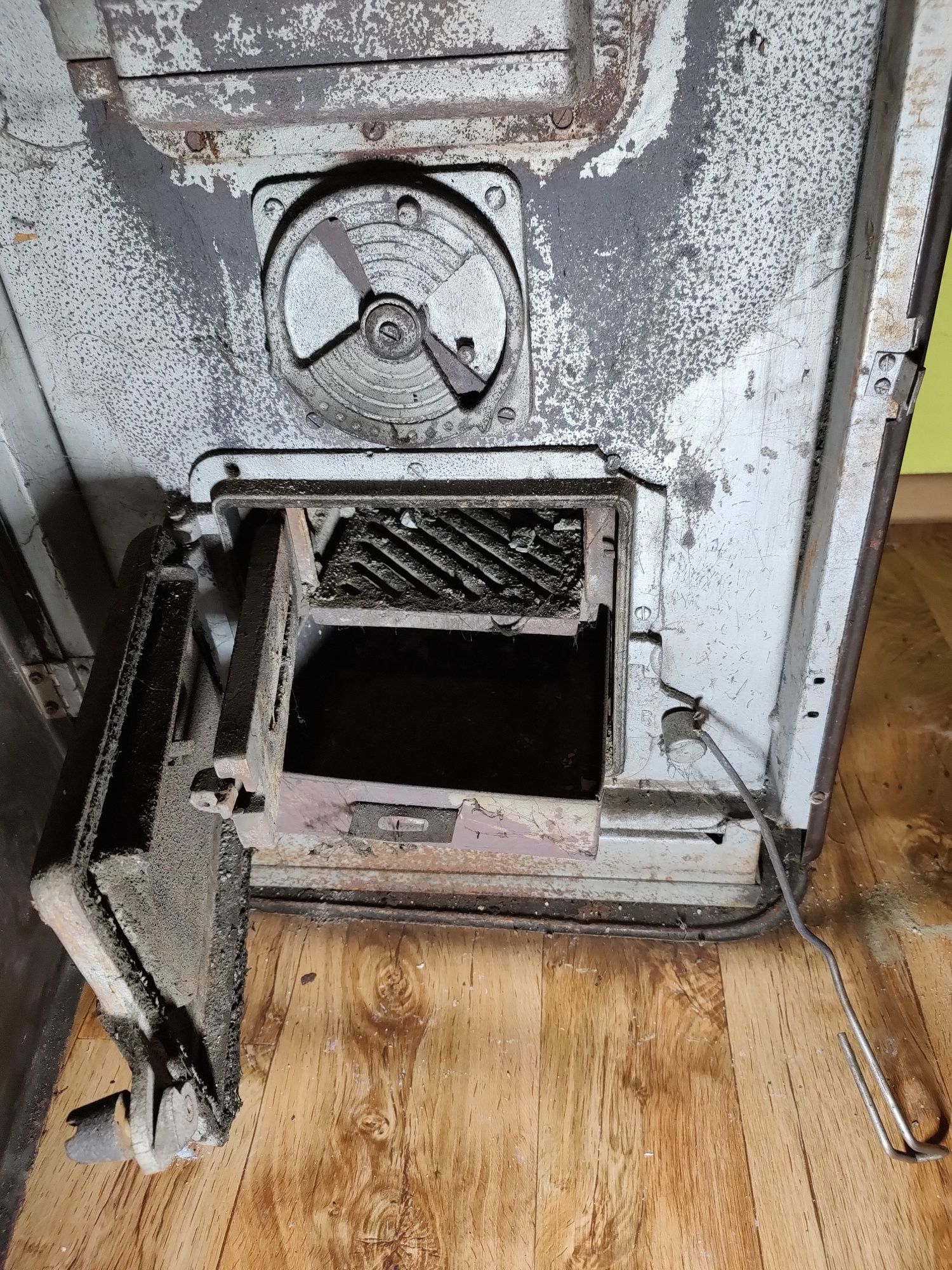 Sprzedam piec Żar PRL 1,2 kW