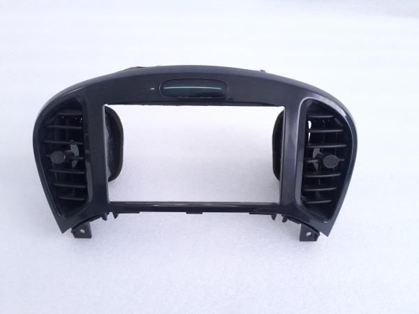 Moldura da consola central / rádio / aro NISSAN Juke (F15)