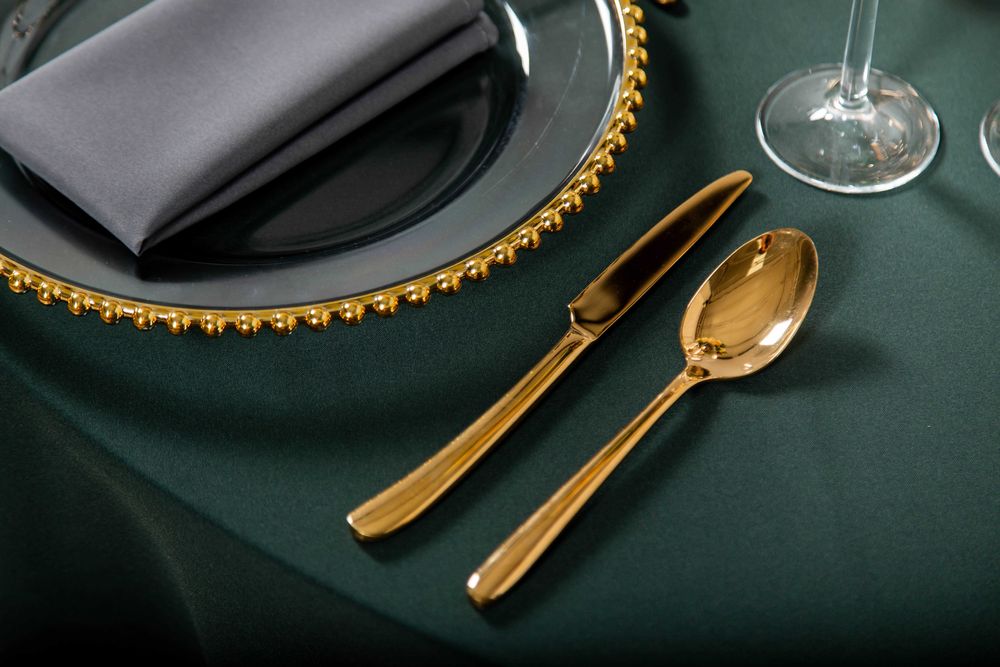 złote sztućce wynajem wypożyczalnia dekoracji