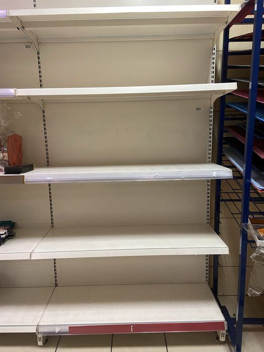 Regaly sklepowe metalowe dwustronne srodkowe 5 półek oraz przyscienne