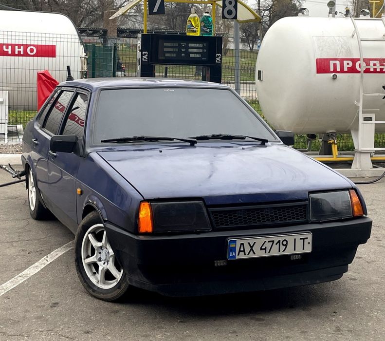 Ваз 21099 1998г 1.5 газ бензин