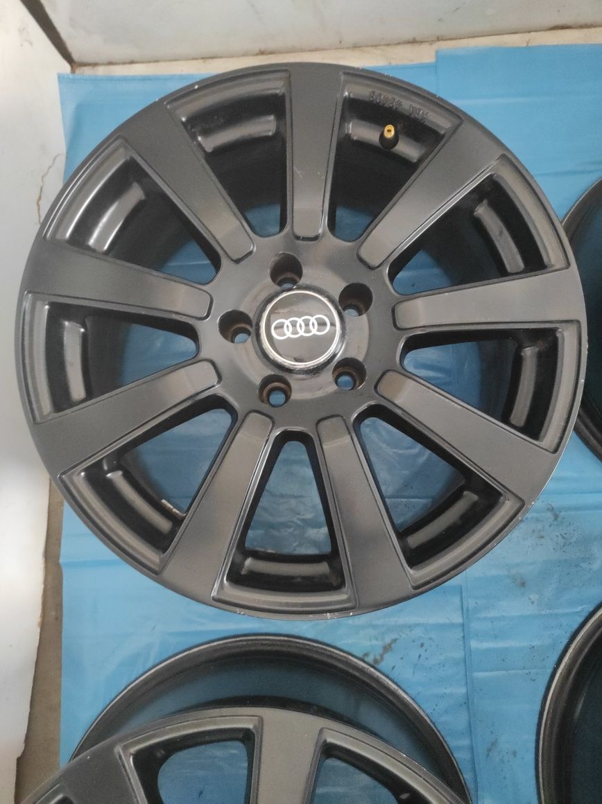 169 Felgi aluminiowe AUDI R 17 5x112 Ładne CZARNE