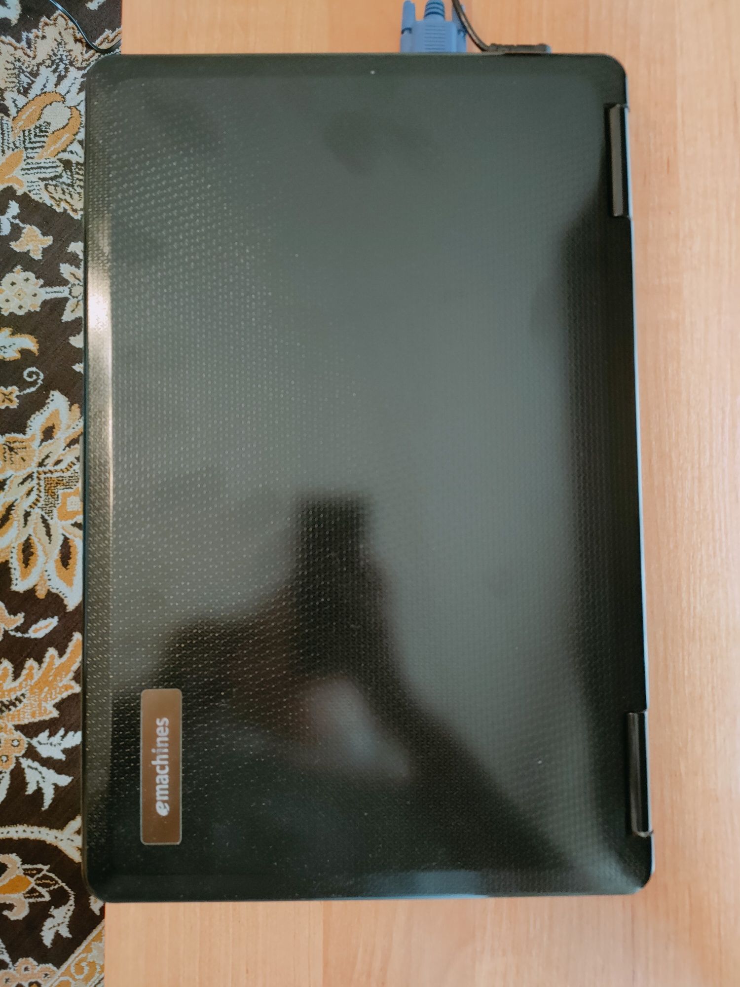 Laptop Acer Emachines E725