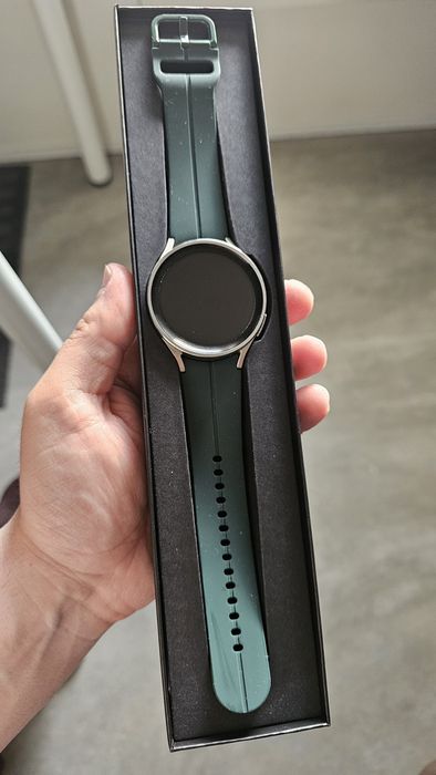 Samsung Galaxy watch5 Pro c/ garantia + 5 capas + 3 proteções