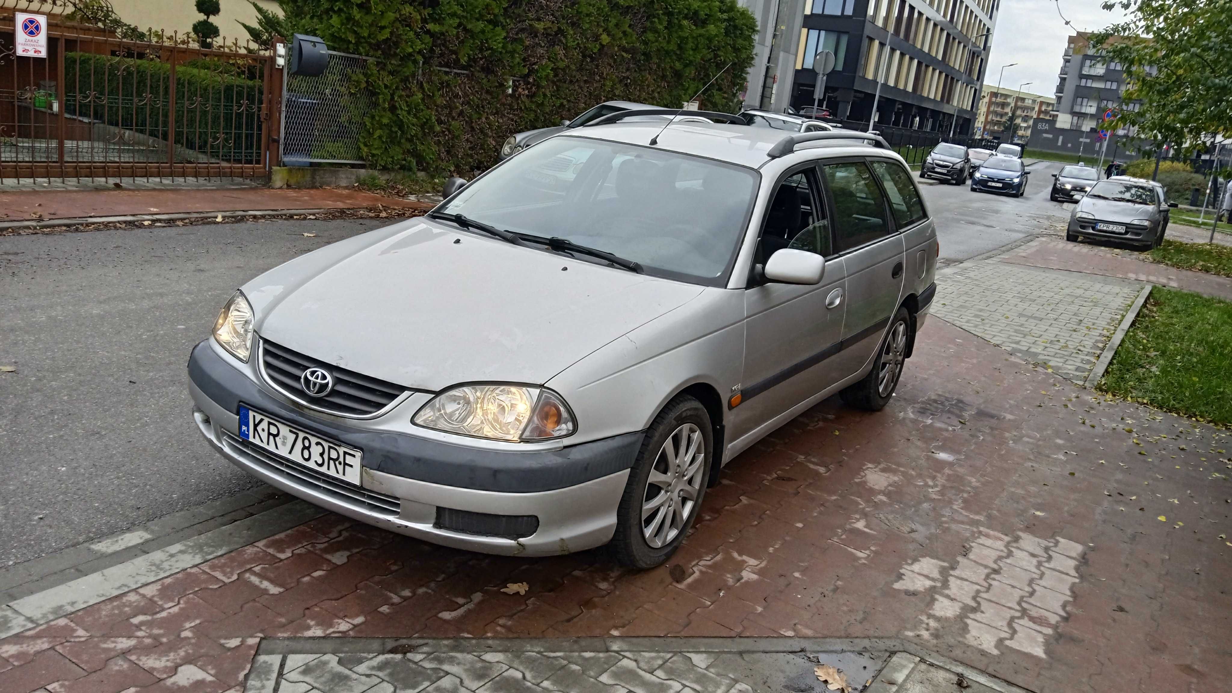 Toyota Avensis 1,8 VVTi + Gaz / Klimatyzacja