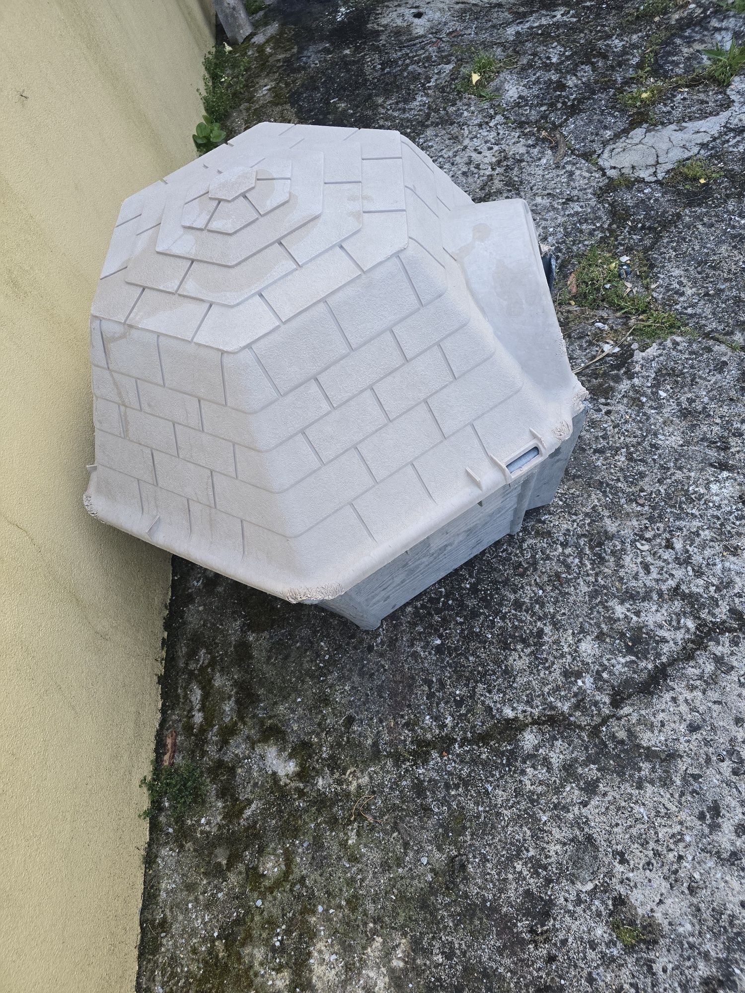 Casota exterior para gato ou cão