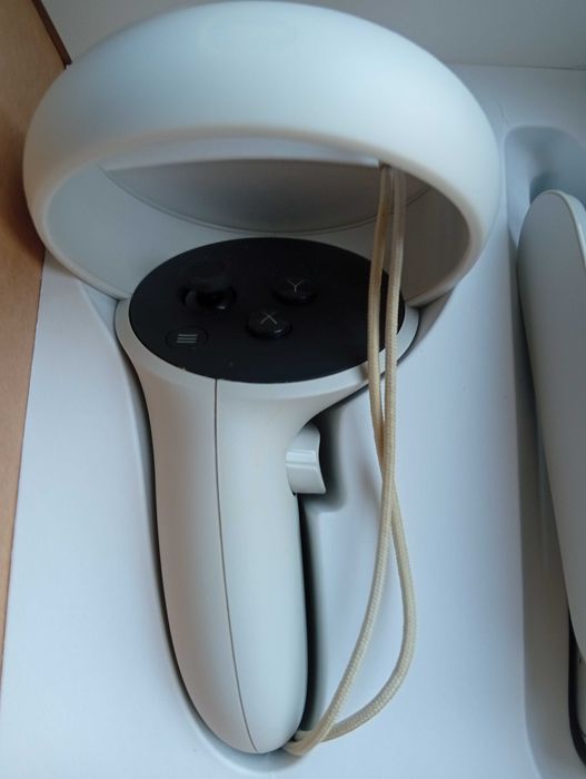 Очки виртуальной реальности Oculus Quest 2 - "плывет" изображение.