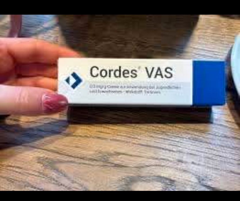 Krem odmładzający , wygładza  zmarszczki, usuwa trądzik 50g