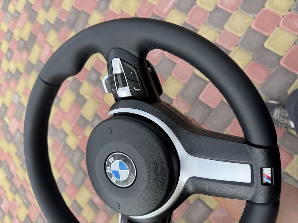 Продам M руль BMW F10 новий
