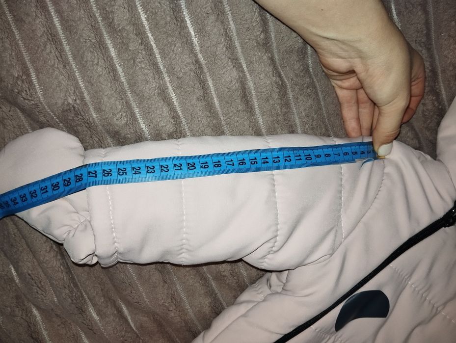 Продам зимовий комбінезон для дівчинки 74 р