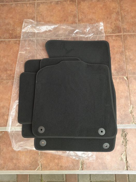 Текстильні коврики на Porsche Cayenne Macan Volkswagen Touareg fl fn