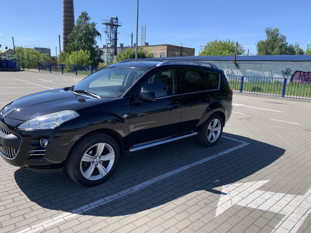 Продам Peugeot 4007