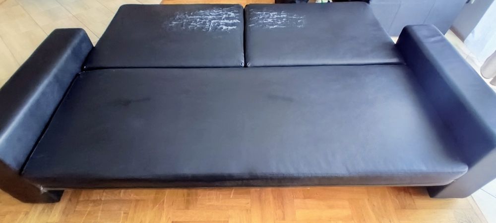 Oddam za free Kanapa rozkładaną z fotelem