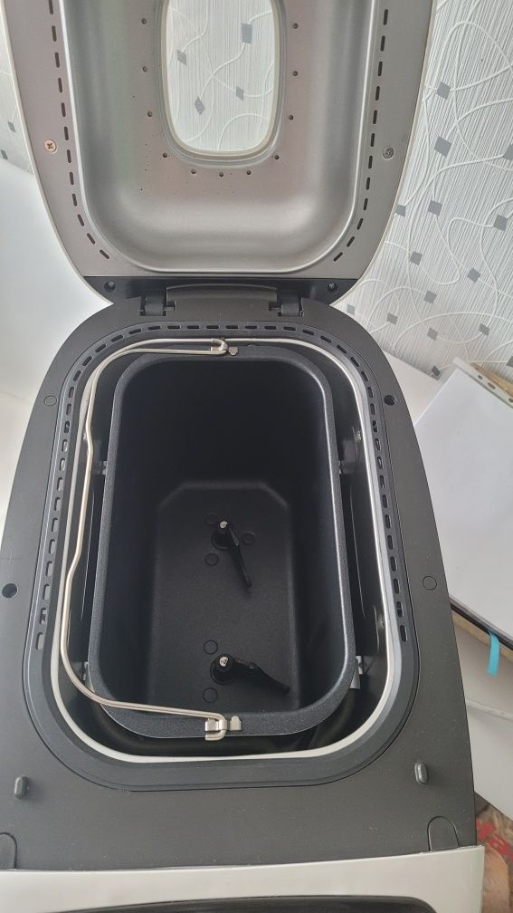 Wypiekacz do chleba TEFAL PF610138