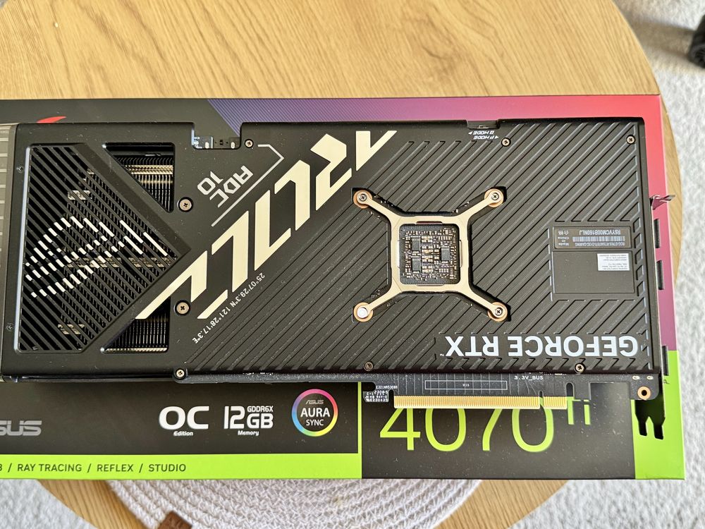 Asus ROG Strix GeForce RTX4070Ti OC edition