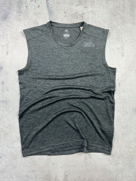 Спортивная майка Adidas оригинал Размер M