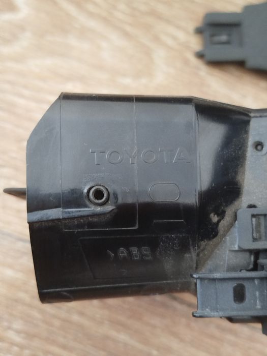 Toyota corolla e12 02-04 рамка магнітоли з решітками вентиляції