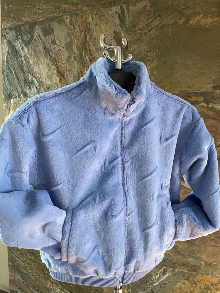 Шуба Nike женская large