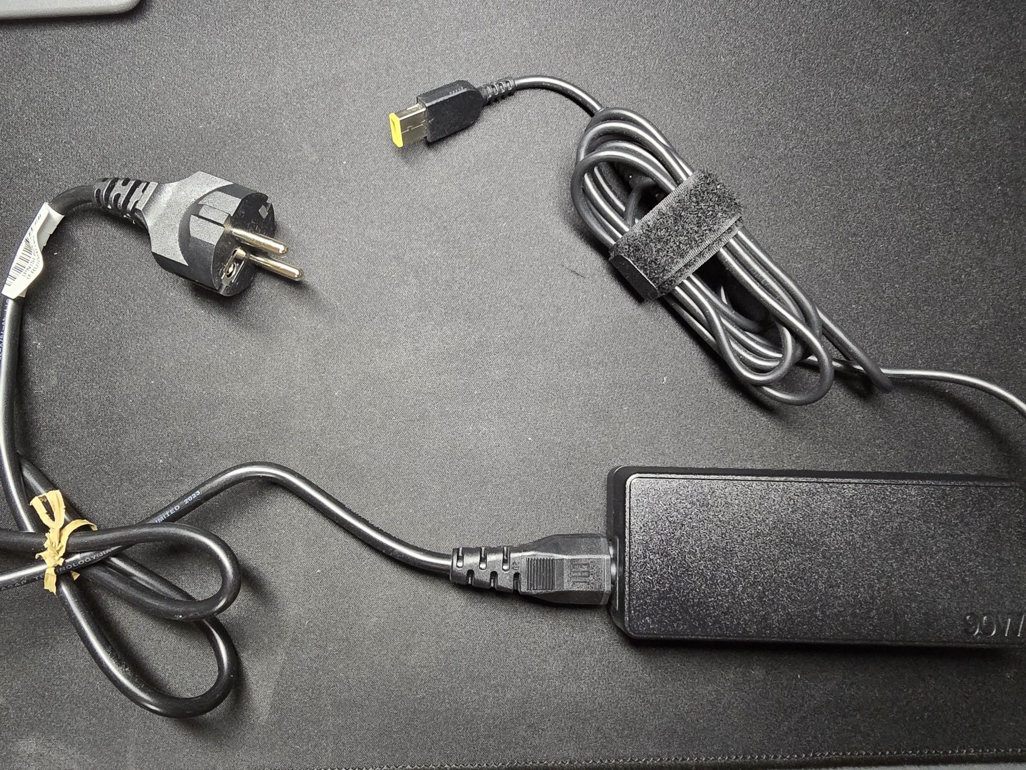 Zasilacz Lenovo 90W, 20V 4.5A, nowy