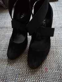 Buty zamszowe czarne