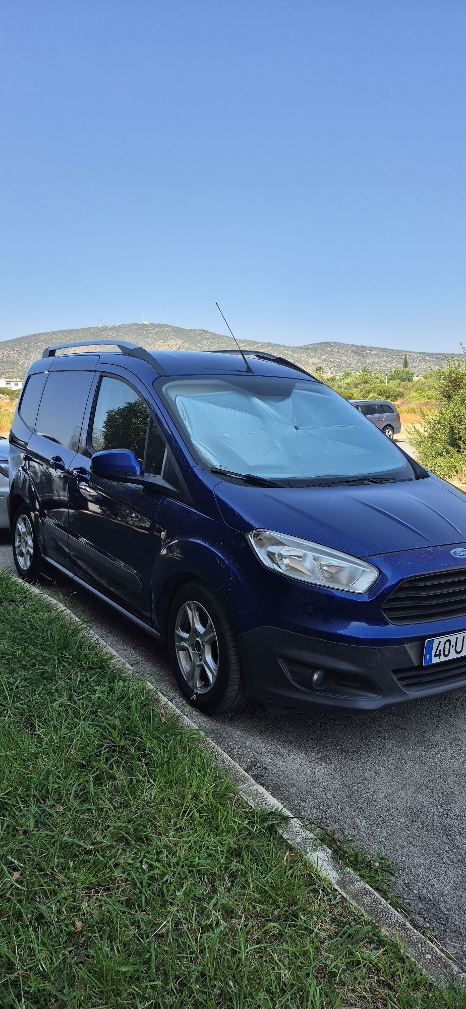 Ford transit courier