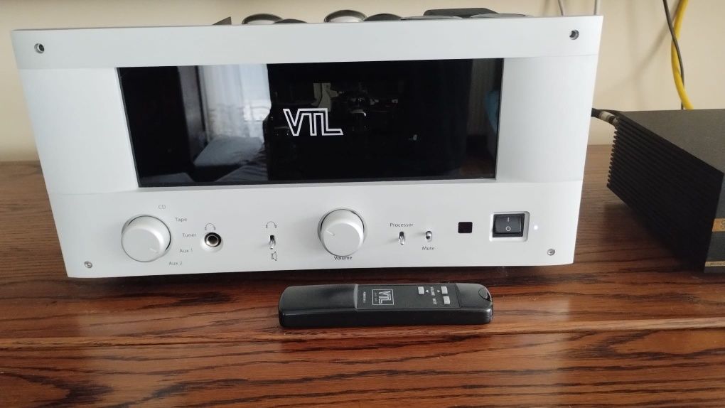 Wzmacniacz zintegrowany, lampowy VTL it85