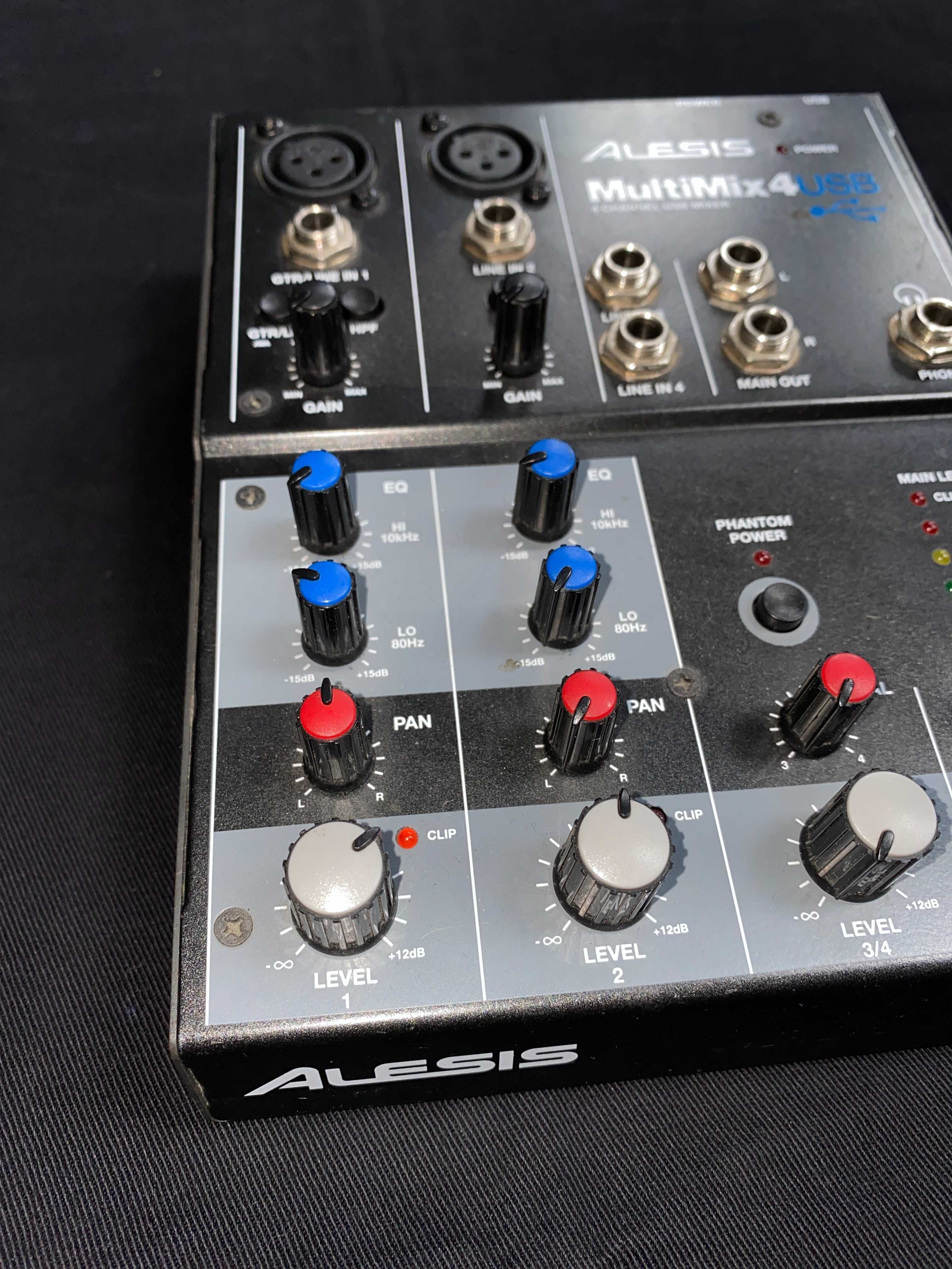 Mesa de mistura Áudio Alesis Multimix 4