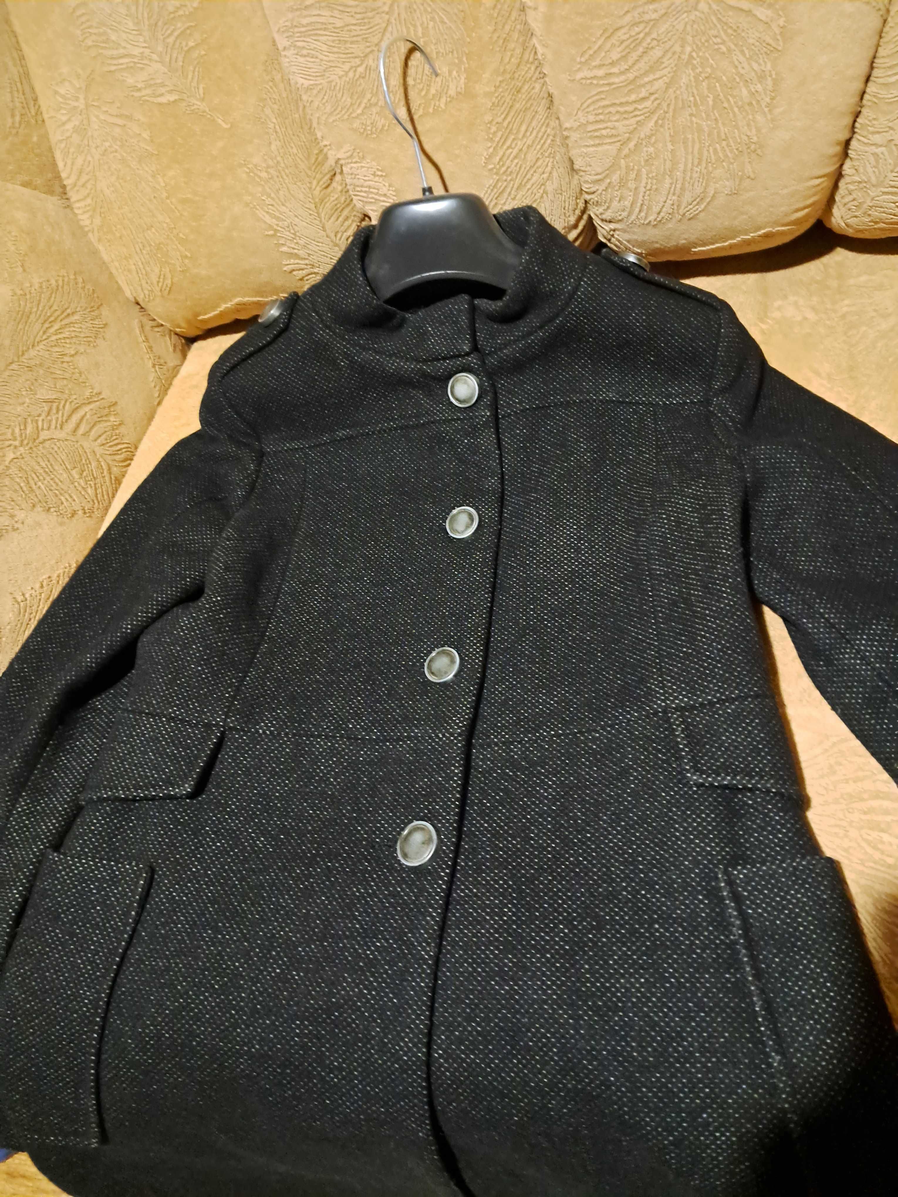 Продам женское пальто NAFNAF