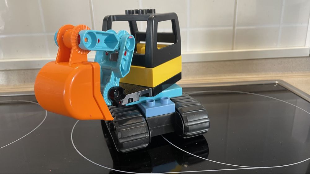 Podstawa koparki gąsienice Mega Bloks jak Lego Duplo