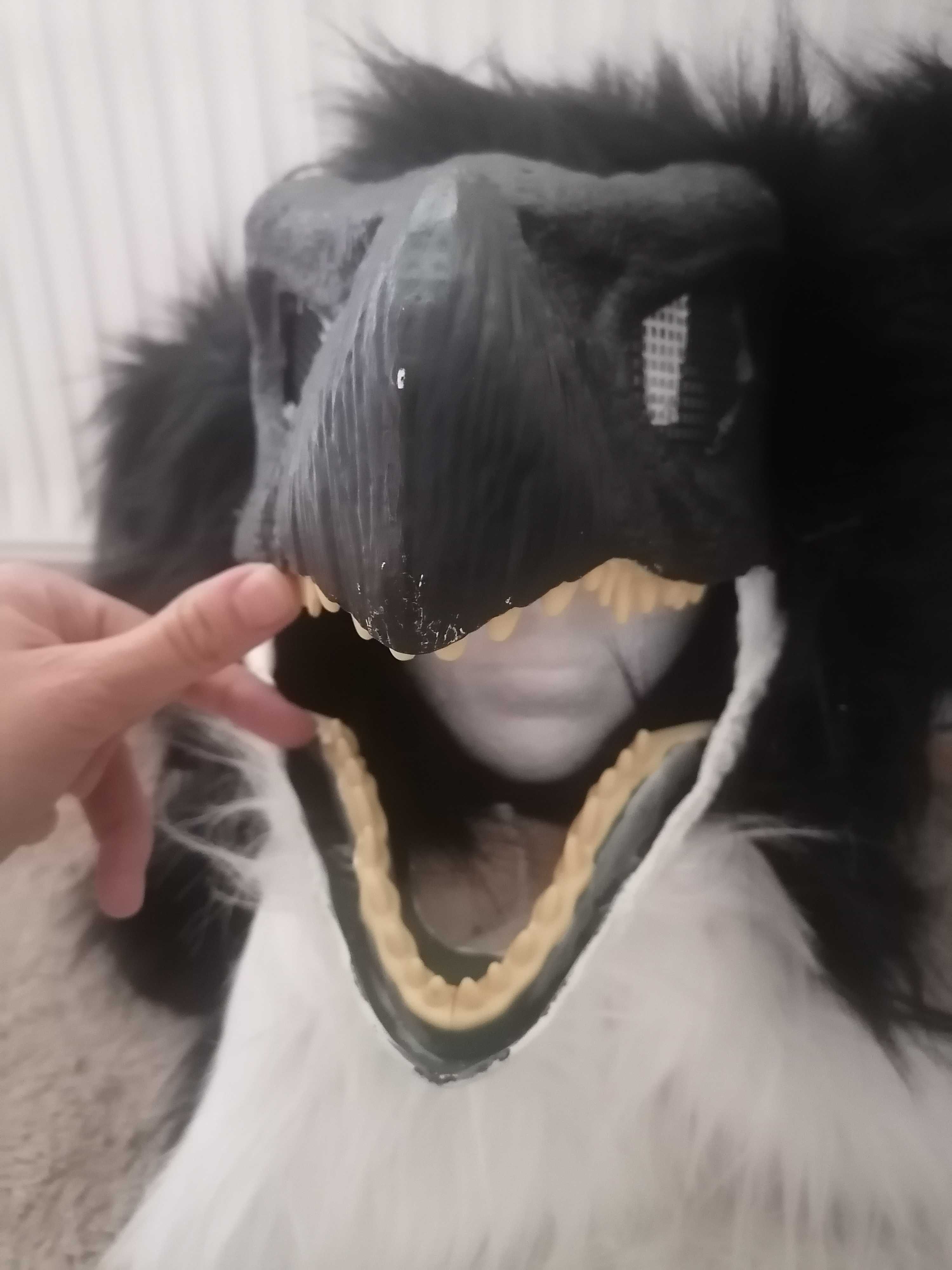 Dino maska/fursuit, ogon, skrawki futra, pianka tapicerska