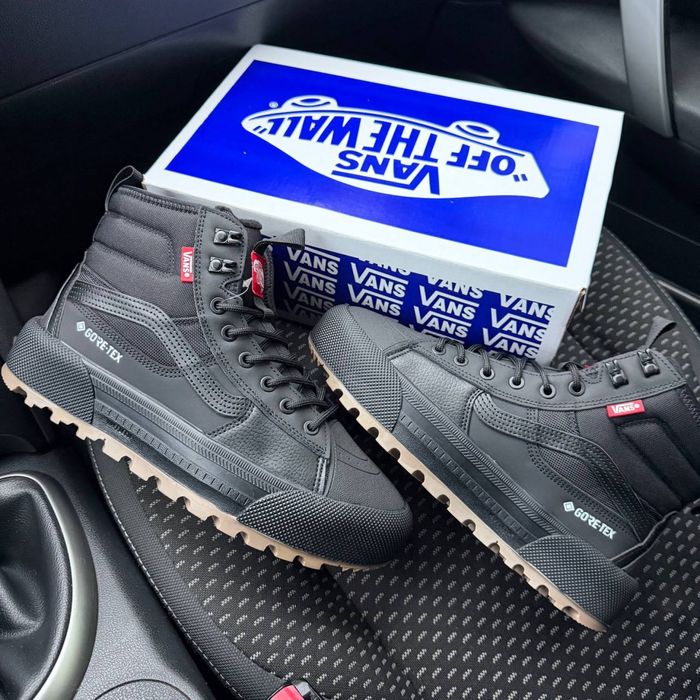 Чоловічі зимові кросівки ванс чорні хутро Vans Old Skool MTE Gore Tex