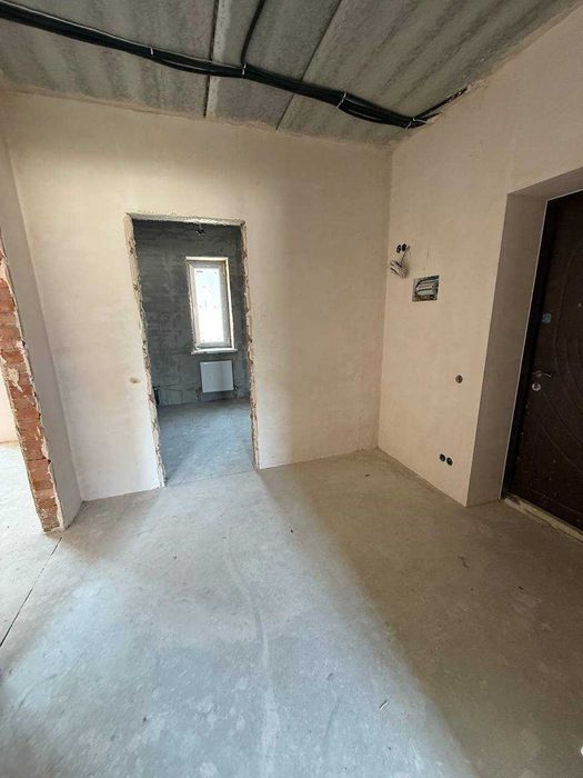 Продаж 2к квартира(чистова) Новобуд.АГВ. Власний дворик. Паркомісце