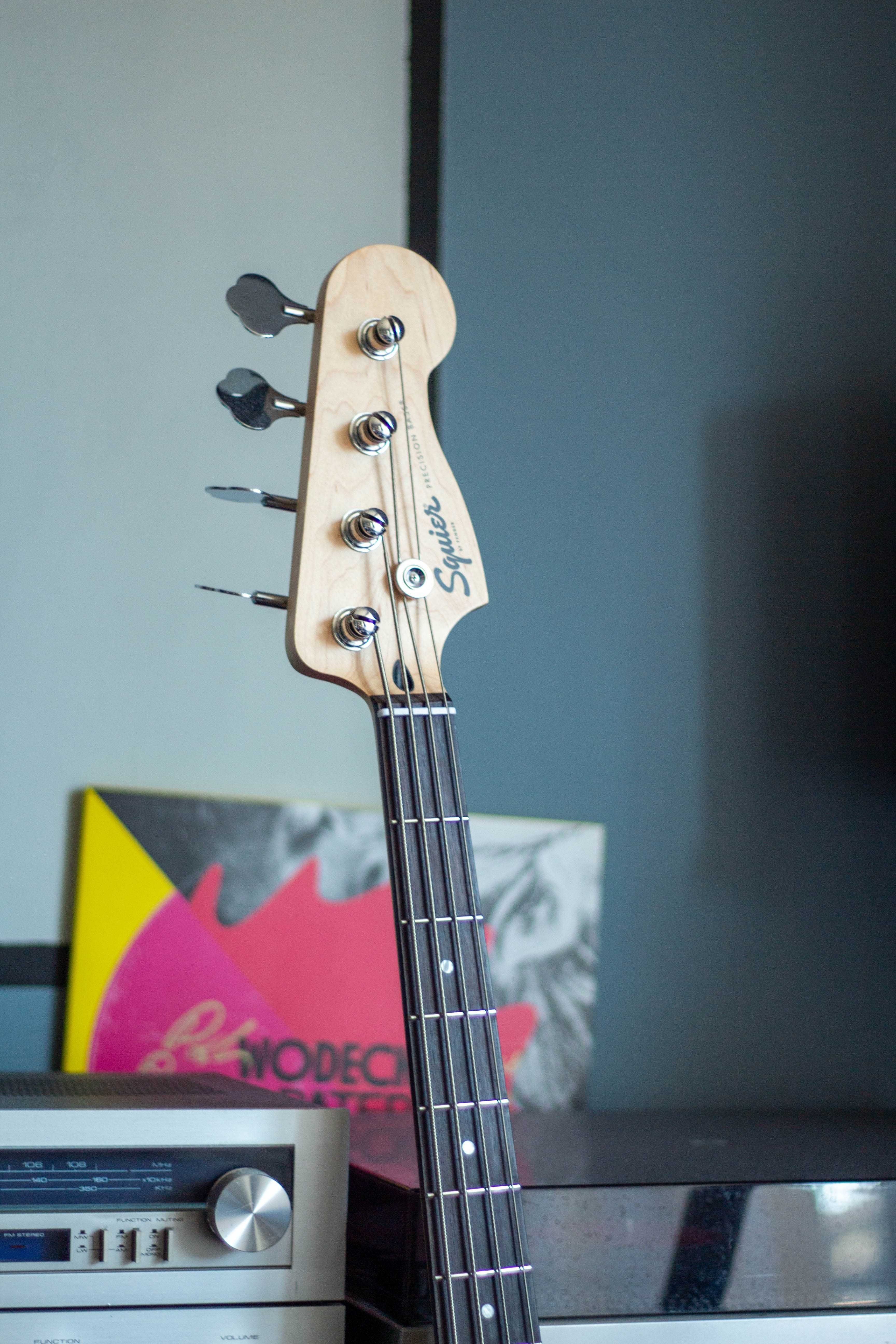 Gryf Squier by Fender Precision Bass Nowy z kluczami