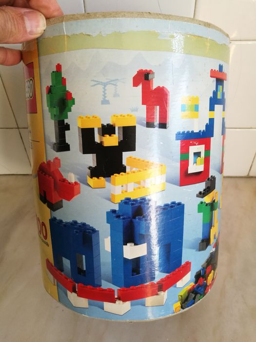 Baldes caixas originais Lego com + de 40 anos para venda ou troca